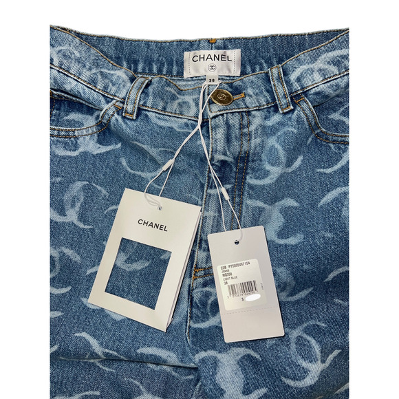 Chanel 23B Runway Light Blue Denim White CC Printed Logo Sequin Regular Jeans 38 - Picture 9 of 16